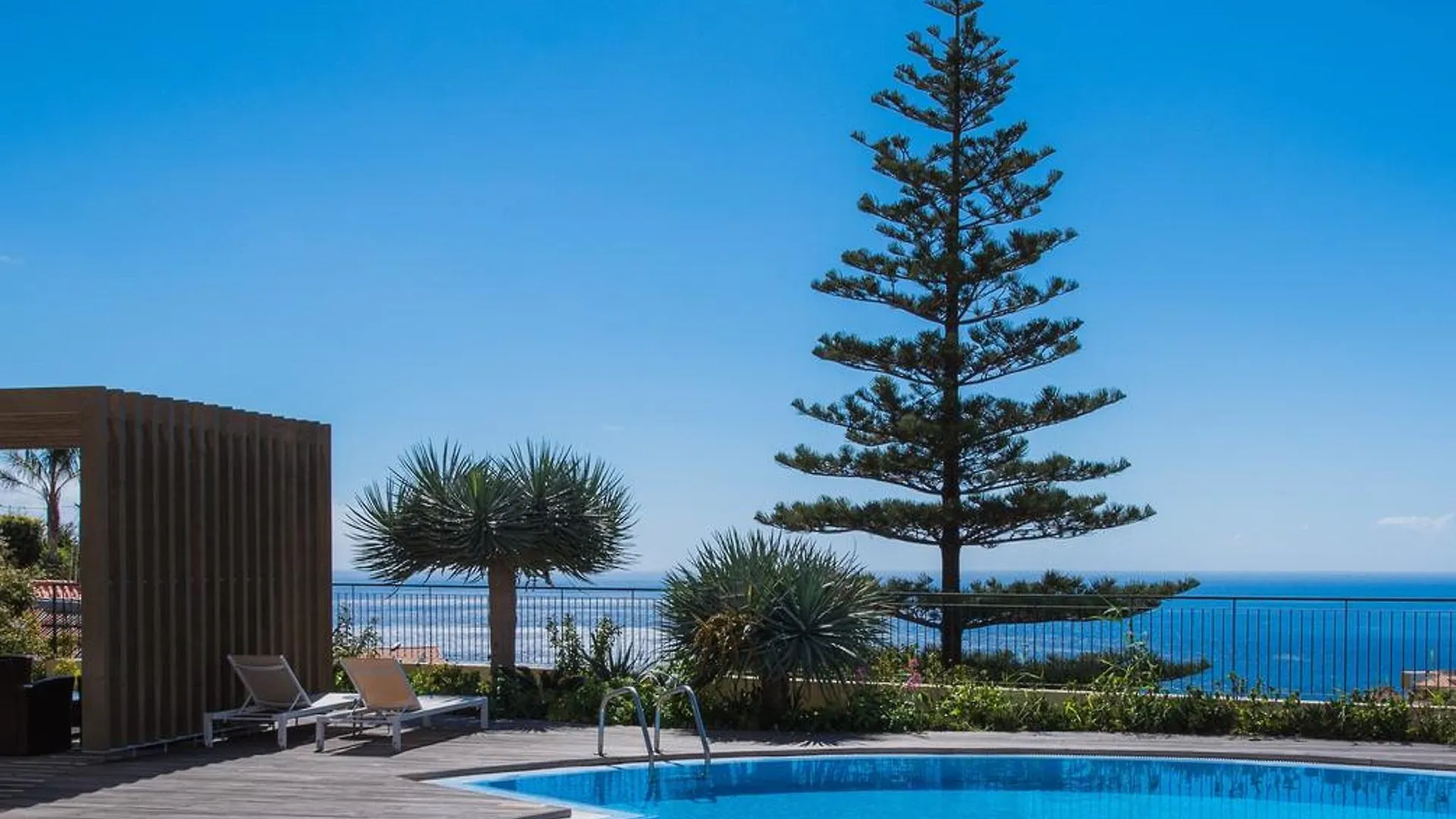 Hotel Do Campo Ribeira Brava 4*,