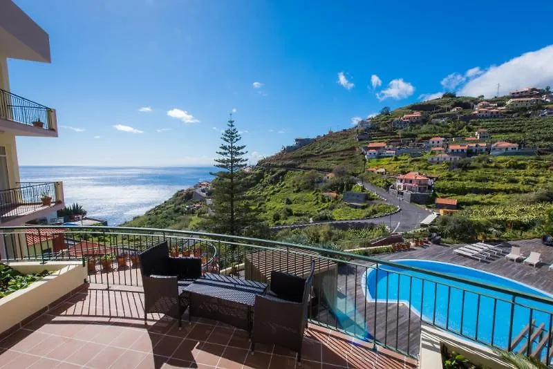 Hotel Do Campo Ribeira Brava 4*,